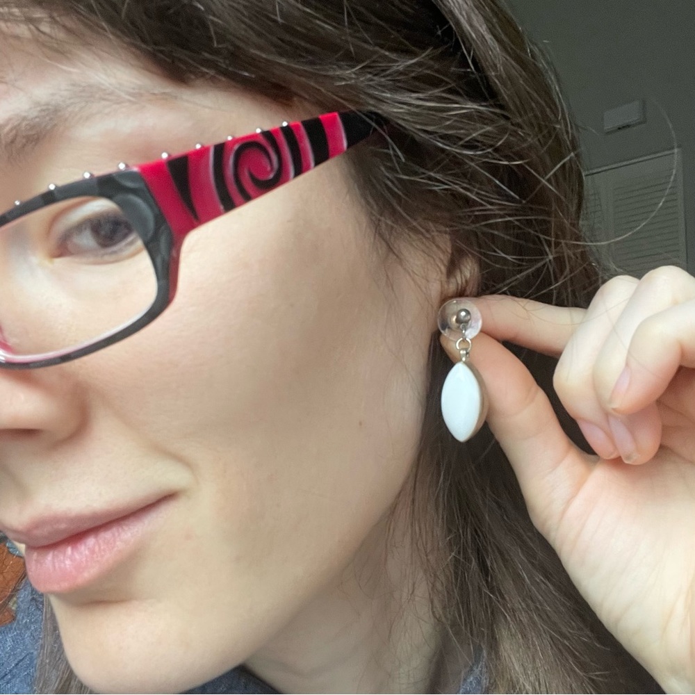 White Milk Stone Solid Leaf Drop Shape Post Back … - image 3